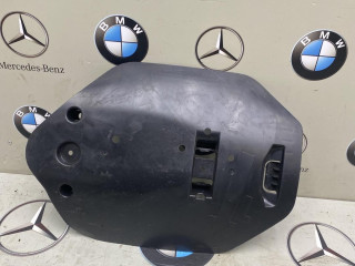 щиток, защищающий от ударов камней BMW 2023, 3.0 л., B58 B30 A, бензин, 475, 6877043