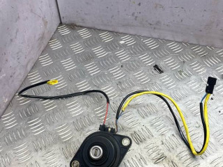 кнопка открытия багажника BMW 7 серия E38 1996, 8150240