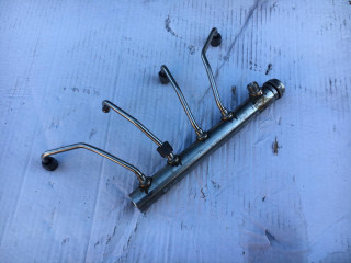 топливная рампа BMW 3 серия F30/F31/F34 [рестайлинг] 2015, 2.0 л., бензин, АКПП, седан, 7585411, 13537585411