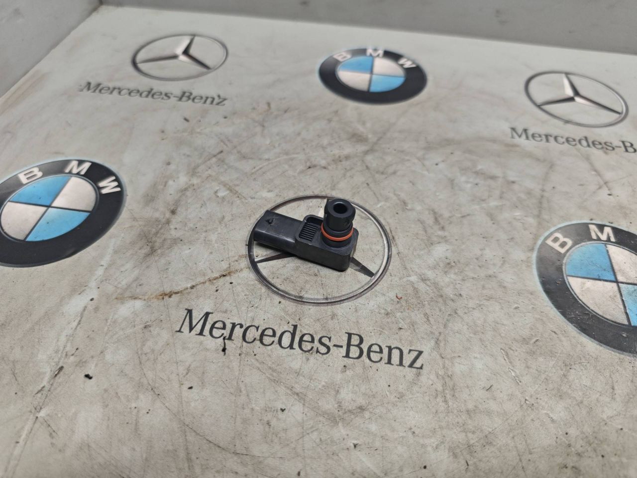 датчик (прочие) Mercedes-Benz GLB-Класс 1 поколение 2022, бензин, задний привод, A0081534428 - фото №1