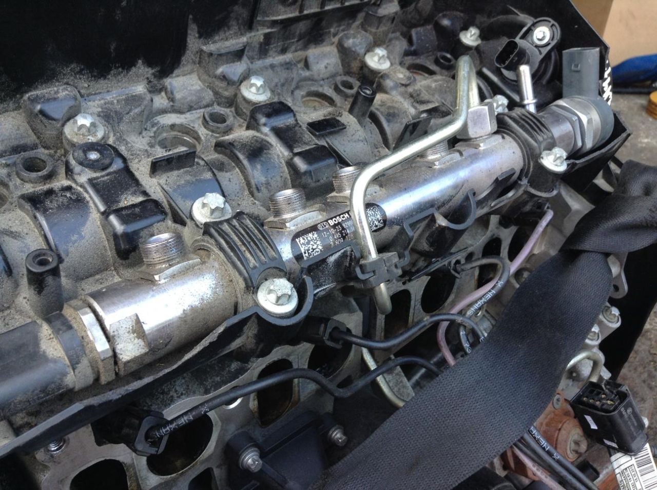 топливная рампа BMW 2013, 2.0 л., N47 D20 C, дизель, АКПП, седан, 7809128, 0445214183 - фото №1