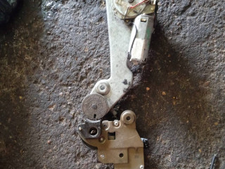 моторчик заднего стеклоочистителя (дворника) BMW 5 серия E34 (1987 - 1996), 1391800