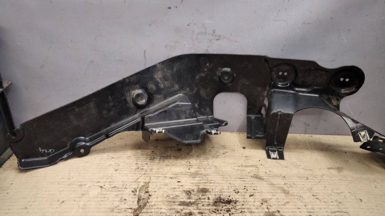 кожух (защита) рулевого механизма BMW X5 F15 2016, 3.0 л., дизель, 7325400 - фото №1