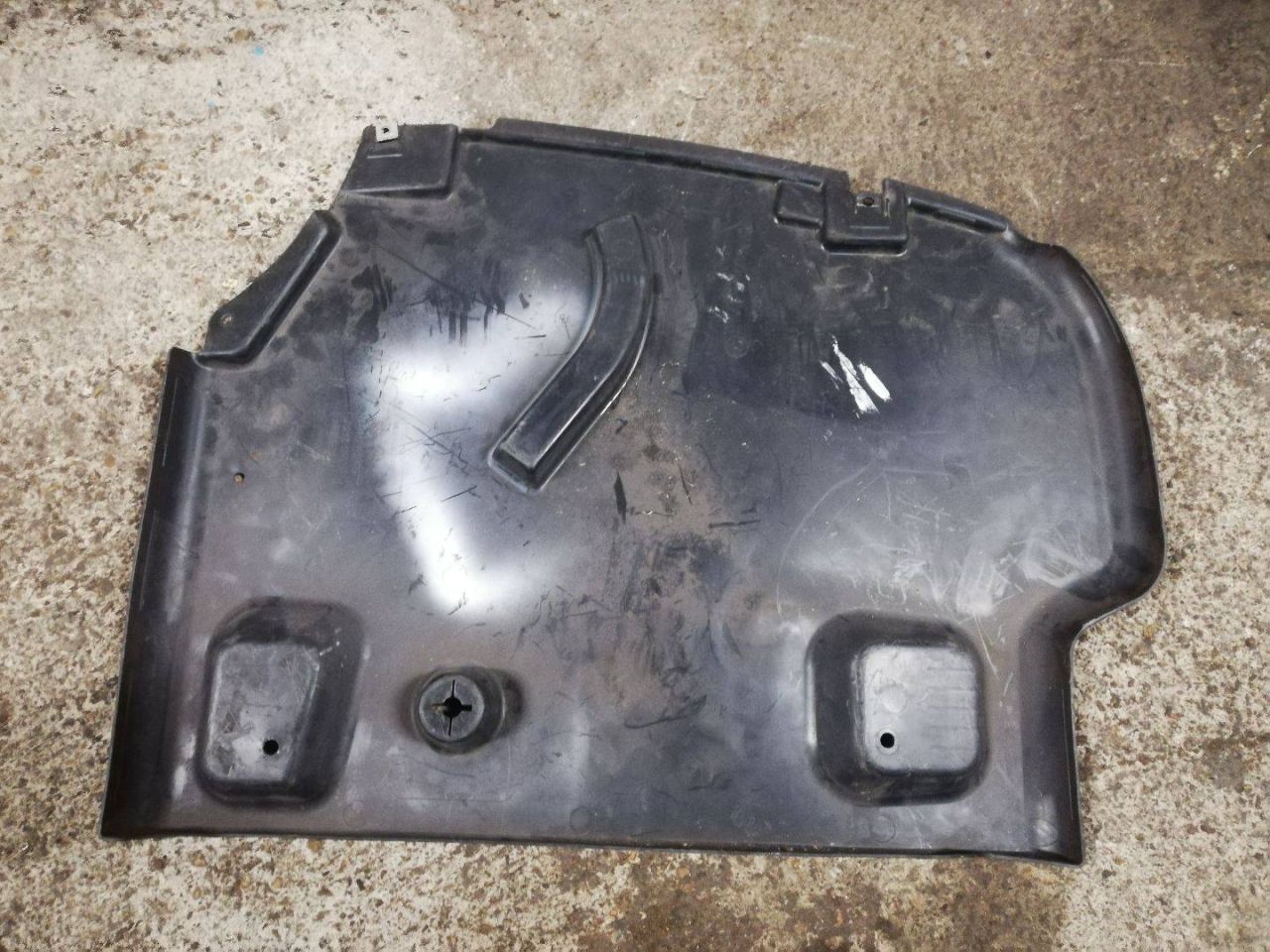 защита днища Mercedes-Benz E-Класс W213/S213/C238/A238 2016, A2136900207 - фото №1