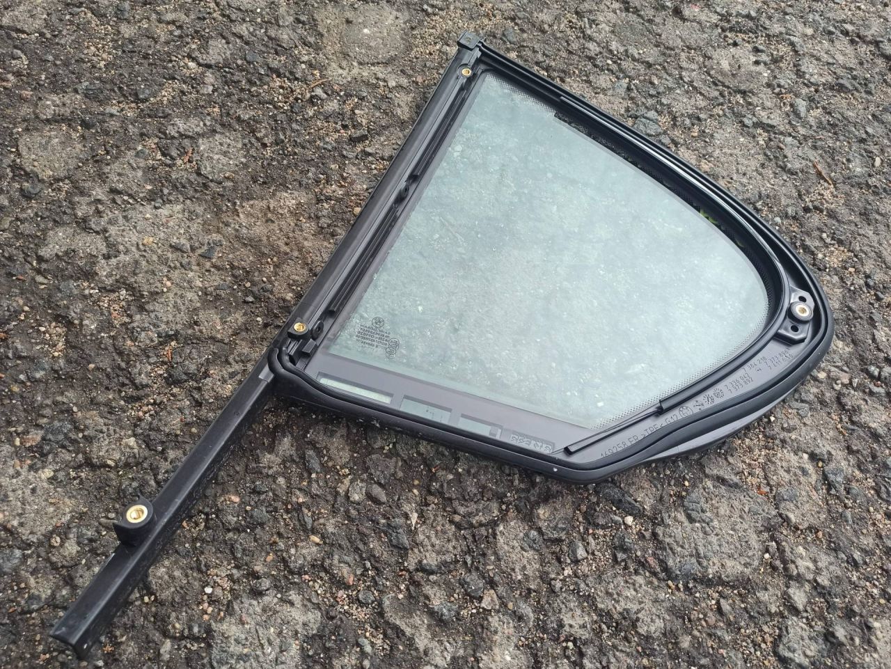 стекло двери задней правой BMW 7 серия G11/G12 2017, 3.0 л., дизель - фото №1