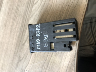 кнопка обогрева сидений BMW 7 серия E38 [рестайлинг] 1999, 4.4 л., бензин, АКПП, седан, 8360872