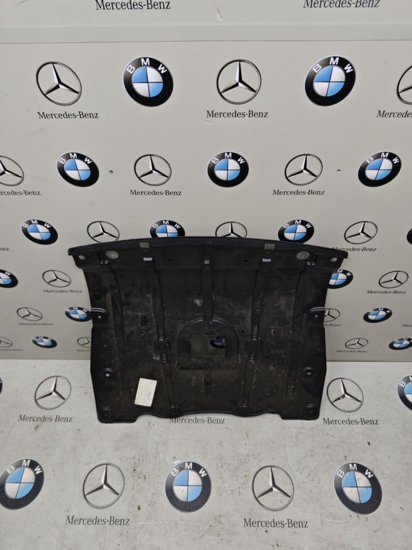 защита двигателя BMW 2024, 3.0 л., бензин, 475, 7468803, 7424879 - фото №1