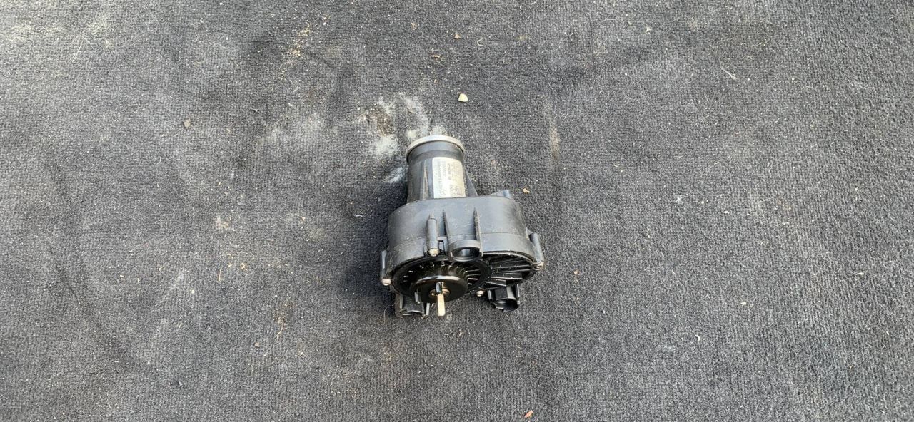 сервопривод заслонок впускного коллектора Mercedes-Benz 2012, 1.8 л., M 271.860, бензин, A2711400004001 - фото №1