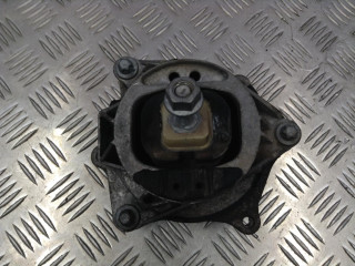 подушка крепления двигателя BMW 2016, 1.5 л., B38 B15 A, бензин, АКПП, хетчбэк 5 дв., 6859407