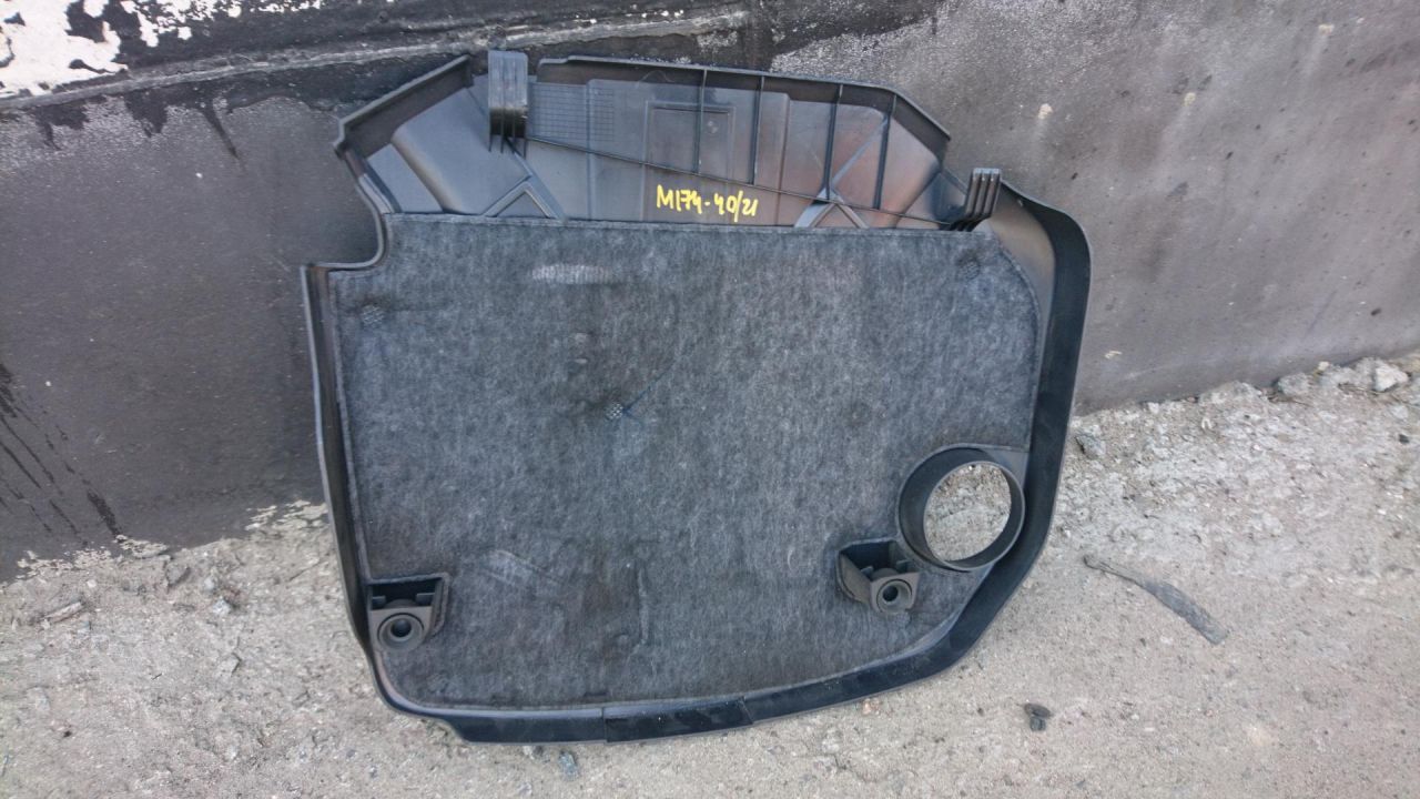 декоративная крышка двигателя BMW 3 серия F30/F31/F34 2013, 2.0 л., N47 D20 C, дизель, АКПП, хетчбэк 5 дв., правый руль, 7810802 - фото №1
