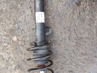 амортизатор передний левый BMW X1 E84 2011, 2.0 л., дизель, МКПП, внедорожник 5 дв., 6851333