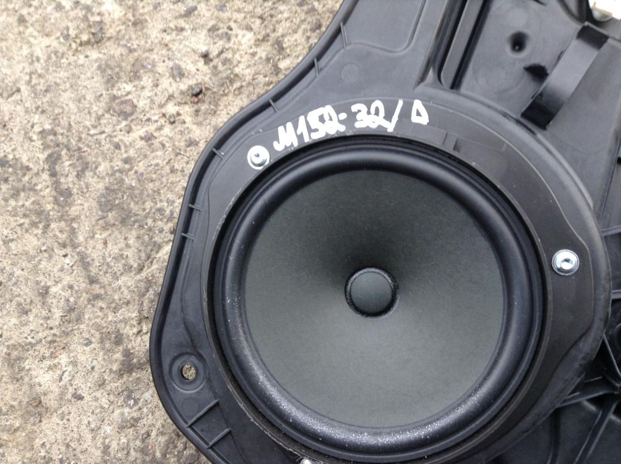 динамик двери Mercedes-Benz M-Класс W166 2012, 2.1 л., OM 651.960, дизель, АКПП, мокрый асфальт, внедорожник 5 дв. - фото №1