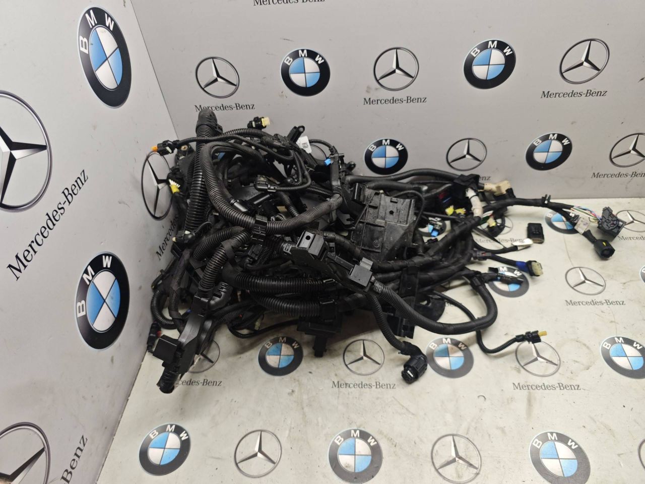 проводка двигателя BMW 2025, 3.0 л., бензин, 5A2A789, 5A59435 - фото №1