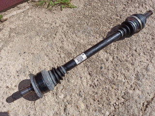 полуось задняя (приводной вал, ШРУС) BMW 2010, 3.5 л., бензин, 7581023