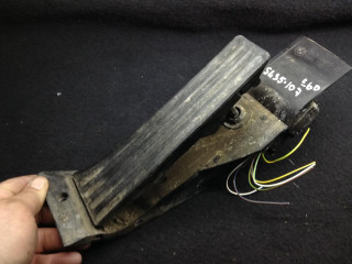 педаль BMW 5 серия E60/E61 2004, 3.0 л., дизель, АКПП, седан, 6766931