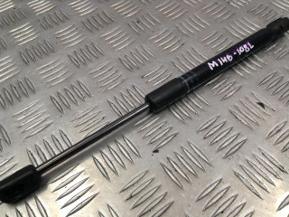 амортизатор капота BMW 2014, 2.0 л., N47 D20 C, дизель, АКПП, серая, седан