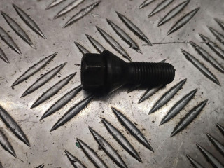 болт колесный BMW 3 серия E90/E91/E92/E93 [рестайлинг] 2008, 2.0 л., N47 D20 A, дизель, АКПП, универсал, полный привод