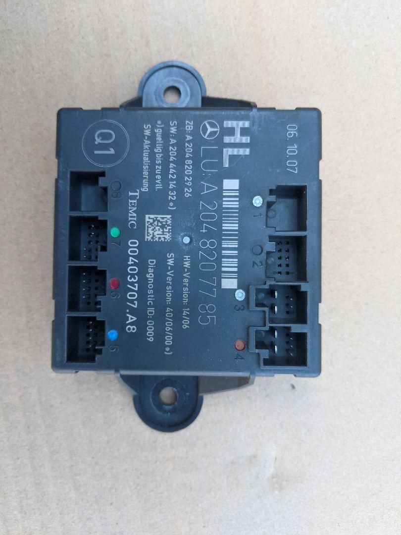 модуль управления двери Mercedes-Benz C-Класс W204/S204 2008, 2.1 л., дизель, МКПП, серебро, седан, 2048207785, A2048207785, 00403707A8 - фото №1