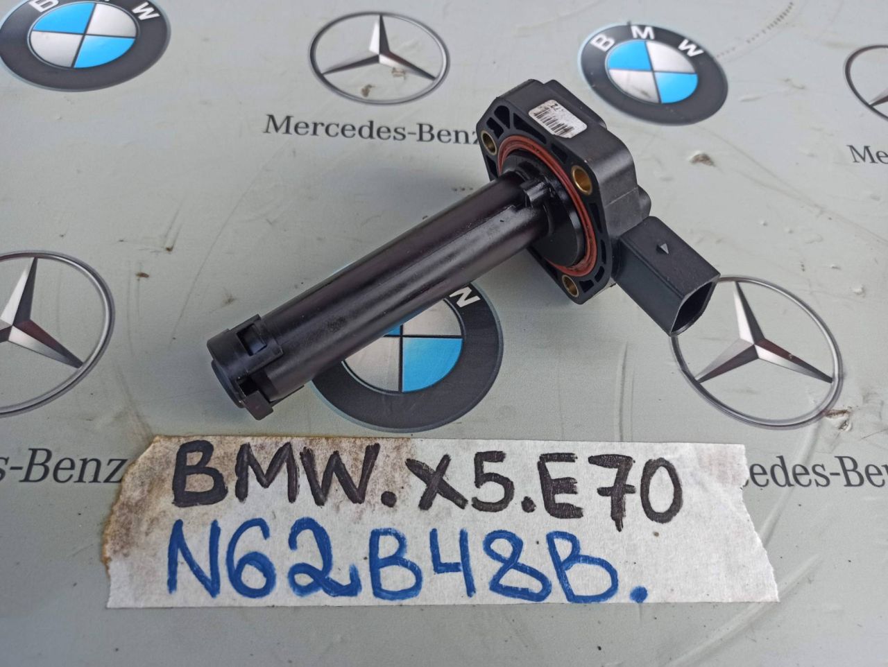 датчик уровня масла BMW X5 E70 2009, 4.8 л., бензин, 7567723 - фото №1