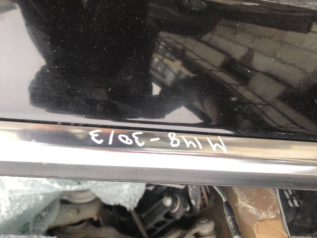 молдинг двери передней правой Mercedes-Benz CLS-Класс C219 2005, 3.0 л., OM 642.920, дизель, АКПП, черный, купе - фото №1