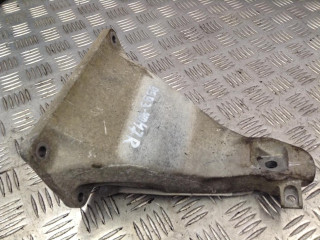 кронштейн двигателя BMW 7 серия E65/E66/E67 2004, 3.0 л., бензин, АКПП, седан, 6758474