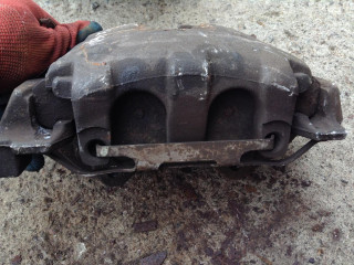 суппорт передний левый Mercedes-Benz M-Класс W164 [рестайлинг] 2010, 3.5 л., M 272.967, бензин, АКПП, внедорожник 5 дв.