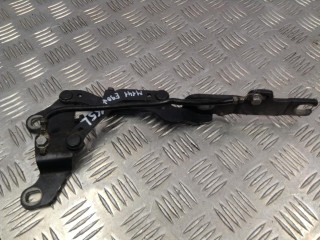 петля капота левая BMW 3 серия E90/E91/E92/E93 2007, 3.0 л., N53 B30 A, бензин, МКПП, мокрый асфальт, седан, 7115263