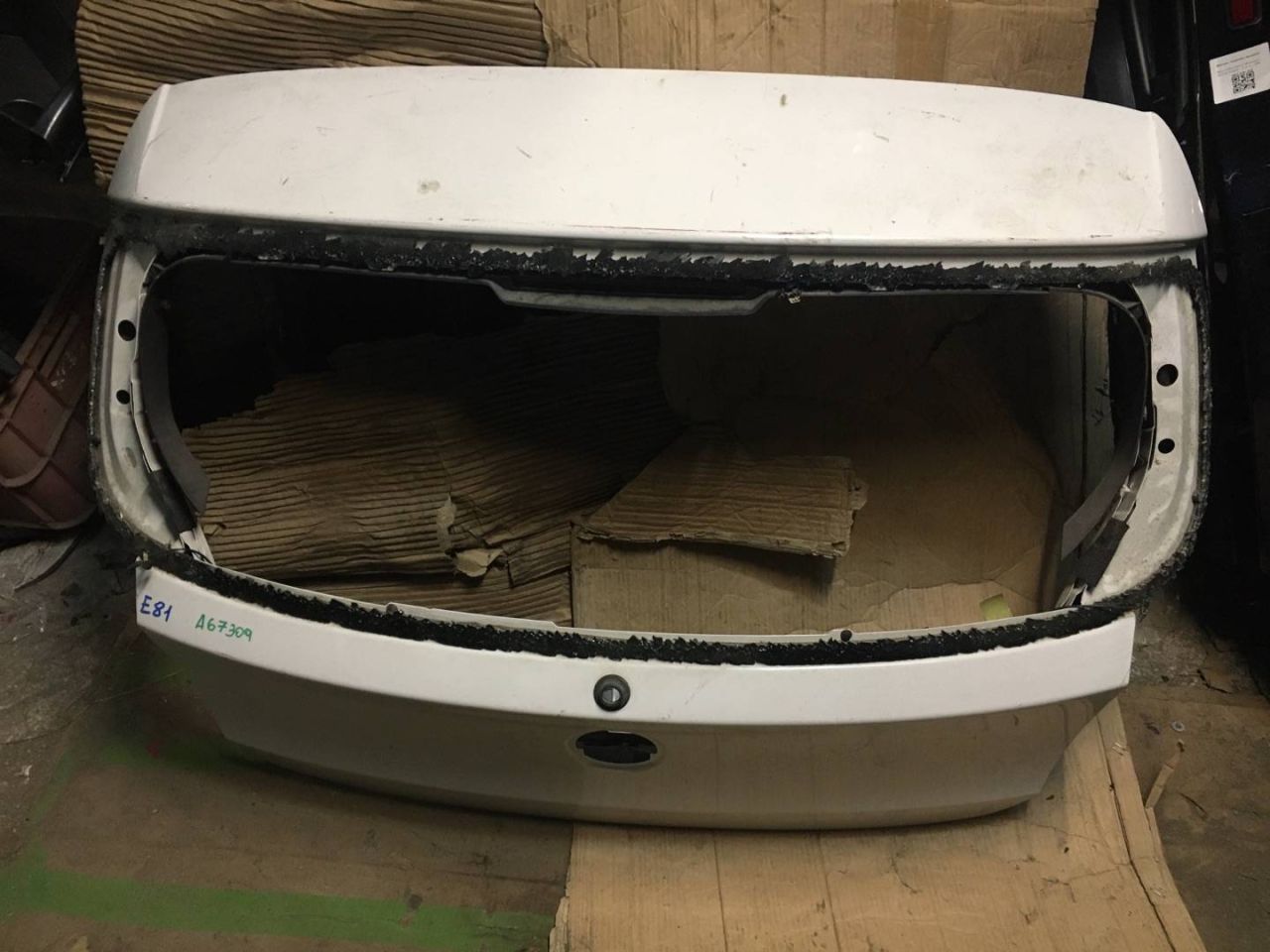 крышка багажника (дверь 3-5) BMW 1 серия E81/E82/E87/E88 2006, 2.0 л., бензин, хетчбэк 3 дв. - фото №1