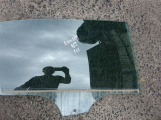 стекло двери задней правой BMW 7 серия F01/F02 2010, 4.4 л., N63 B44 A, бензин, АКПП, седан