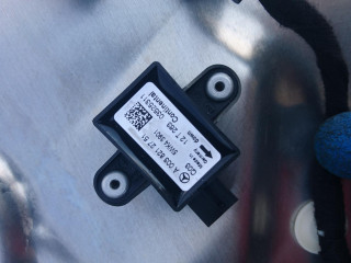 датчик удара Mercedes-Benz S-Класс W221 [рестайлинг] 2012, 3.0 л., OM 642.862, дизель, АКПП, серебристый, седан, A0038212751, 5WK43901