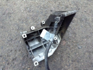 кронштейн двигателя BMW 7 серия E38 [рестайлинг] 2001, 4.4 л., бензин, АКПП, серый, седан, 1433564