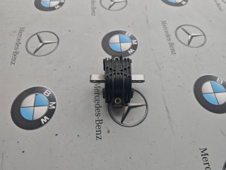 подушка крепления КПП BMW 7 серия F01/F02 2012, 6775916