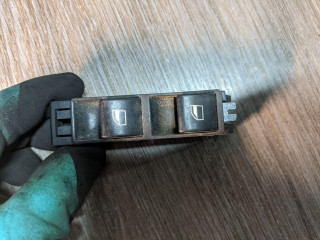 кнопка стеклоподъемника двери передней правой BMW 3 серия E46 2002, 2.0 л., N42 B20 A, бензин, АКПП, седан, 8381514