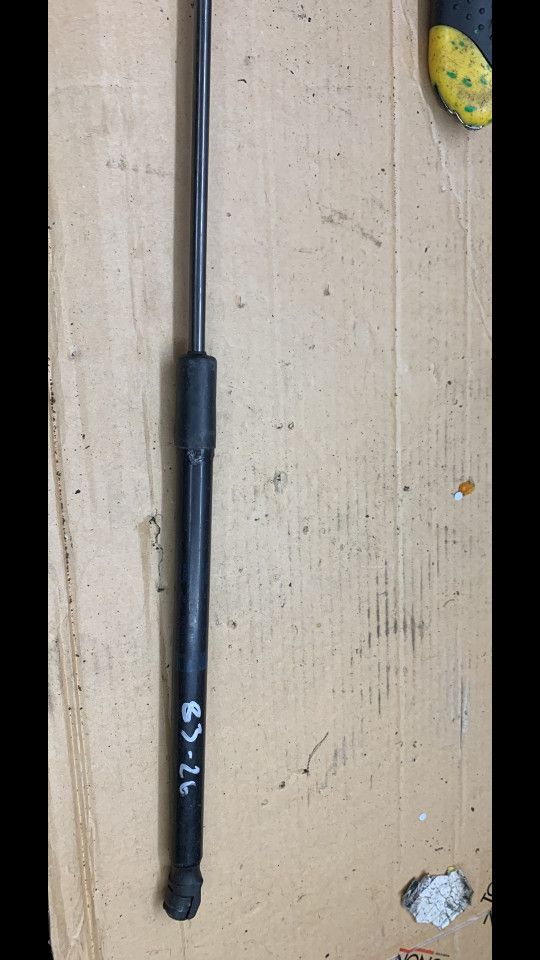 амортизатор капота Mercedes-Benz GLK-Класс X204 2012, 9801064 - фото №1