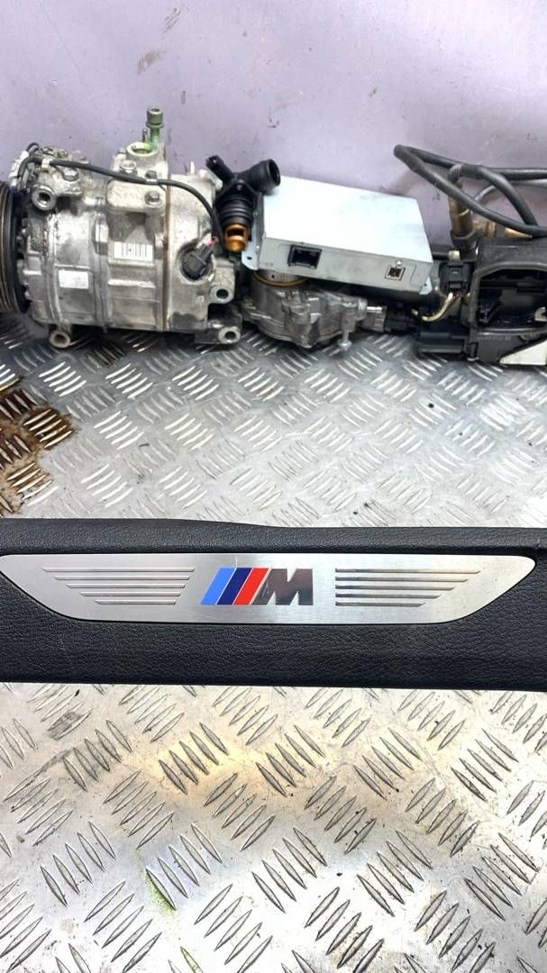 накладка на порог внутренняя BMW X5 F15 2018, 7984579 - фото №1