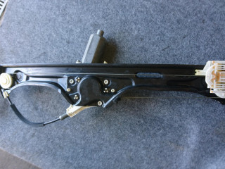 стеклоподъемник задний правый BMW X5 E70 2008, 4.8 л., N62 B48 B, бензин, АКПП, внедорожник 5 дв.