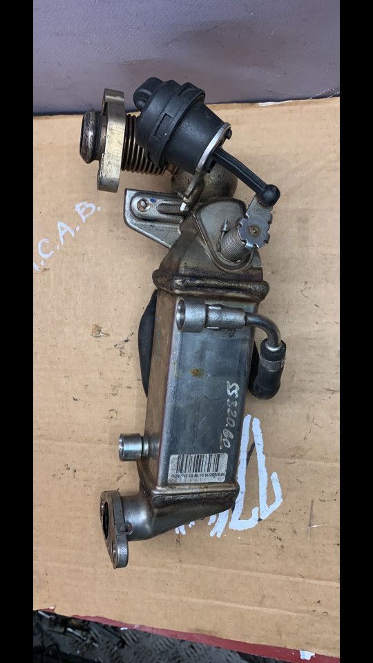 охладитель EGR / Радиатор EGR BMW 3 серия E90/E91/E92/E93 (2004 - 2010), дизель - фото №1