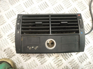 дефлектор обдува салона BMW X5 E53 [рестайлинг] 2004, 4.4 л., бензин, АКПП, внедорожник 5 дв., 8409081, 8370910, 8370911