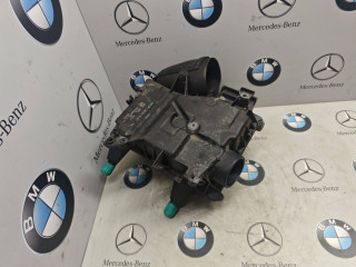 корпус воздушного фильтра Mercedes-Benz GLB-Класс 1 поколение 2022, бензин, задний привод, A2820903800