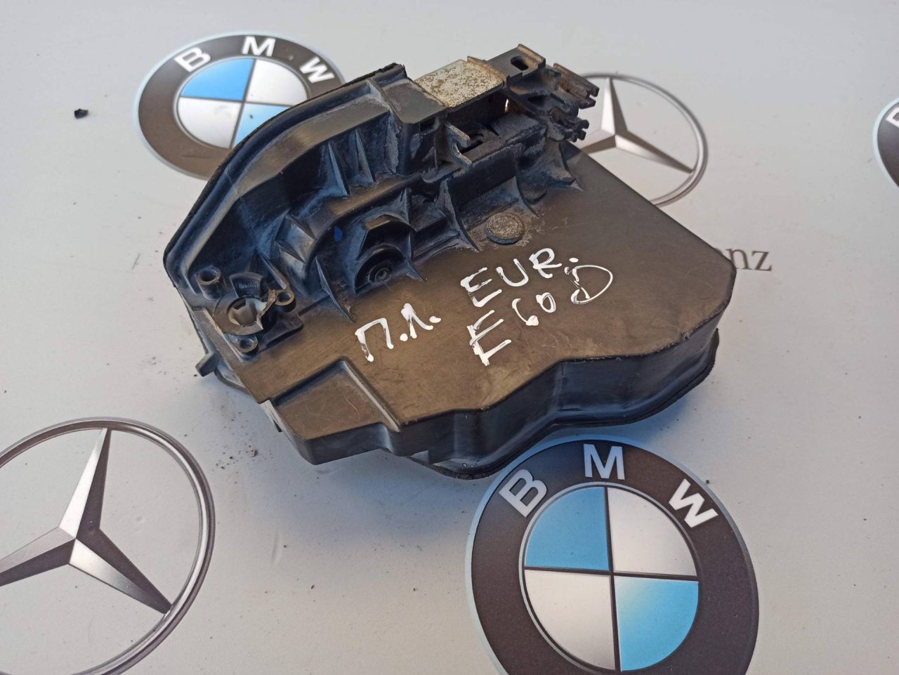 замок двери передней левой BMW 5 серия E60/E61 2006, 7167071 - фото №1