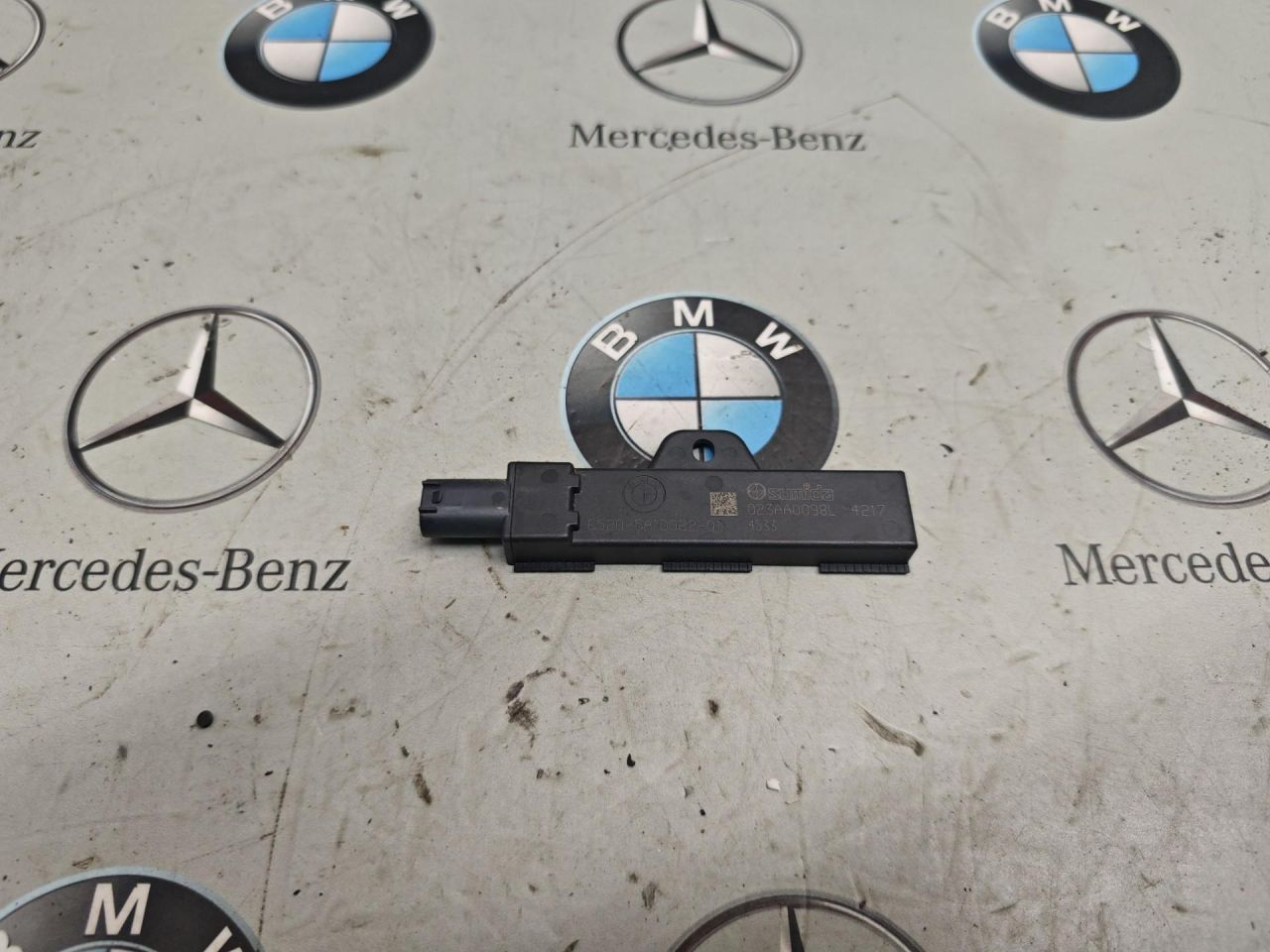 антенна BMW XM G09 2024, 4.4 л., бензин, 475, полный привод, 5A1D0B2 - фото №1