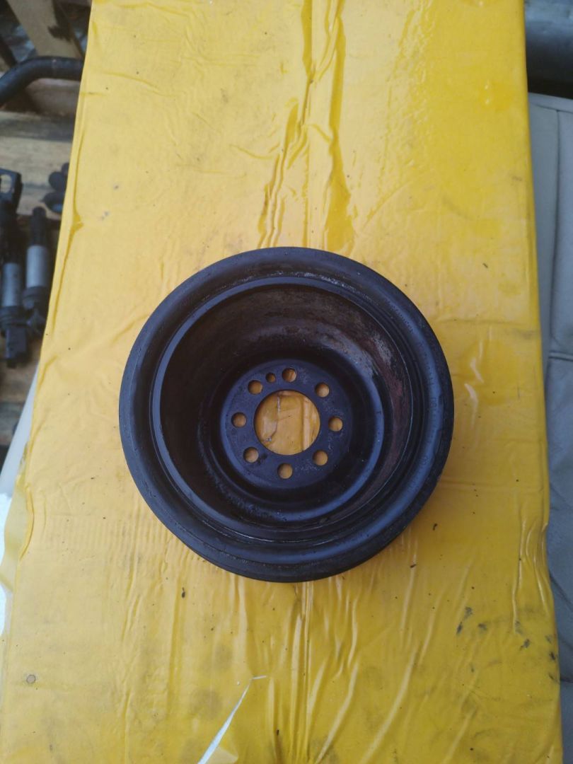 шкив коленвала BMW X5 E70 2008, 4.8 л., N62 B48 A, бензин, 7567055 - фото №1