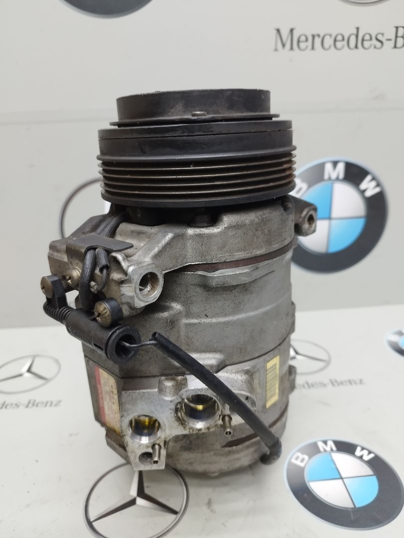 компрессор кондиционера BMW X5 E53 2002, 3.0 л., бензин, 8377067 - фото №1