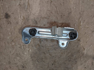 кронштейн блока управления Mercedes-Benz C-Класс W204/S204/C204 [рестайлинг] 2011, 3.0 л., M 272.947, бензин, АКПП, черный, седан, задний привод, A2721410487, A2721411640