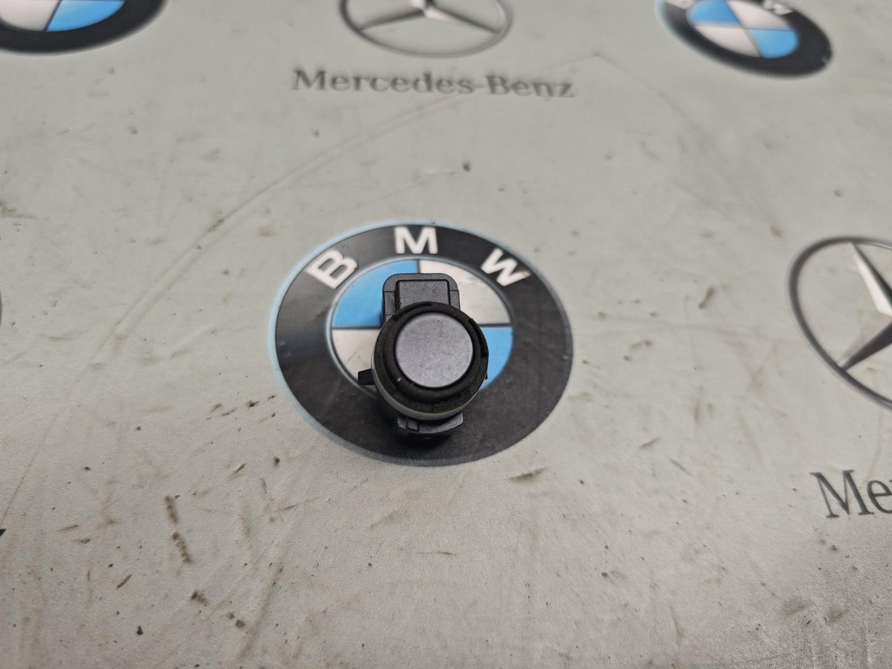 датчик парктроника BMW 2024, 3.0 л., бензин, 475, 5A1A268 - фото №1