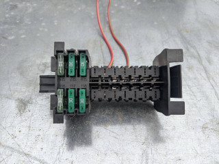 блок предохранителей Mercedes-Benz C-Класс W204/S204 2009, 3.0 л., M 272.948, бензин, A2045400150