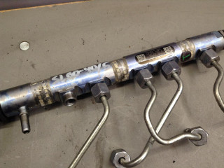 топливная рампа BMW 3 серия E90/E91/E92/E93 [рестайлинг] 2008, 2.0 л., АКПП, седан, 7809128