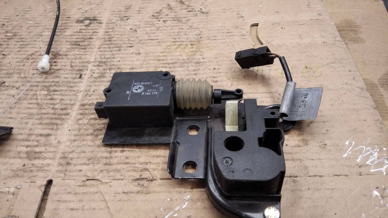 моторчик стеклоподъемника BMW 5 серия E39 2000, 8360193 - фото №1