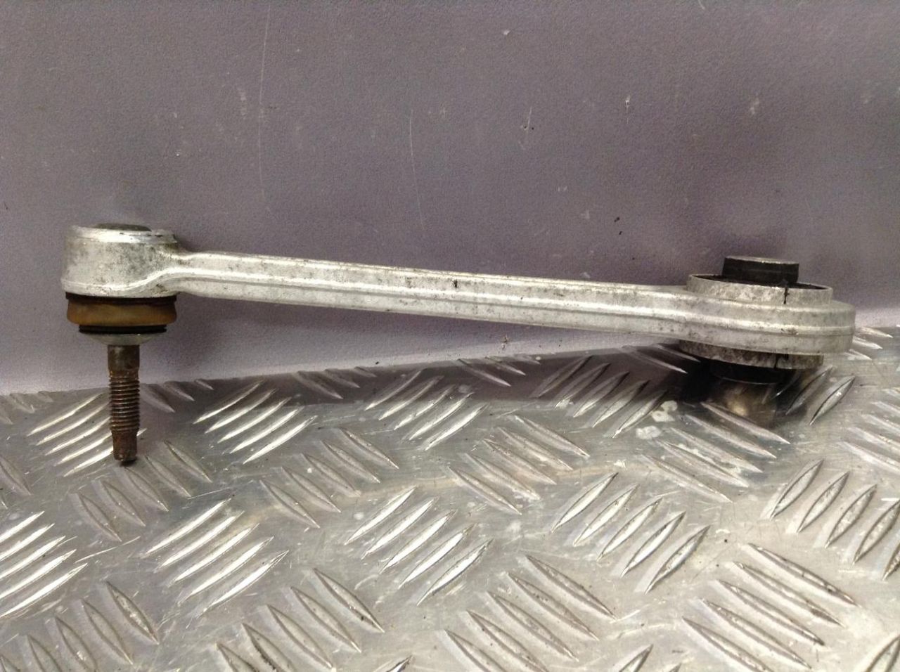 рычаг задний развальный BMW 7 серия E65/E66/E67 2003, 4.4 л., АКПП, седан - фото №1