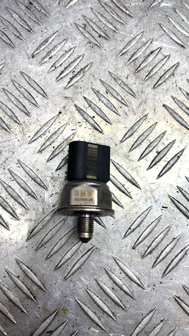 Клапан ТНВД BMW X5 M E70 2010, 4.4 л., S63 B44 A, бензин, 7537319 - фото №1